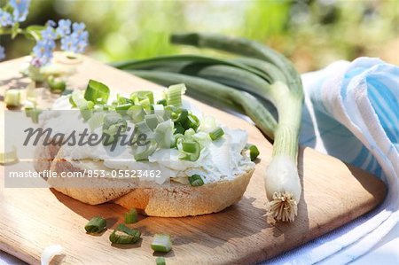 Bread with cream cheese and chive and green onion