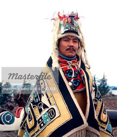 traditional alaskan clothing