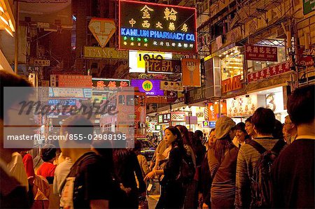 Busy Perceival Street, Causeway Bay, Hong Kong Busy Perceival Street, Causeway Bay, Hong Kong