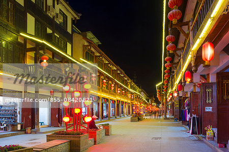 Old town of Songpan (Sunqu) at night, Ngawa Tibetan and Qiang Autonomous Prefecture, Suchuan Province, PRC