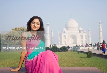 Woman sitting in front of a mausoleum, Taj Mahal, Agra, Uttar Pradesh,  India - Stock Photo - Masterfile - Rights-Managed, Artist: Photosindia,  Code: 857-03193039