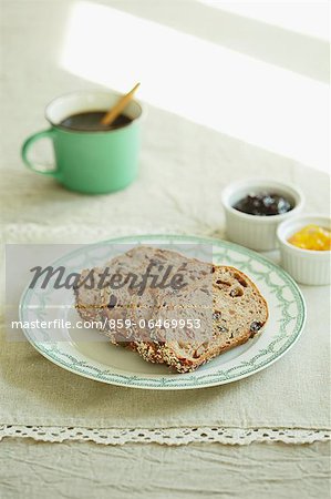 Millet bread and jam on a table