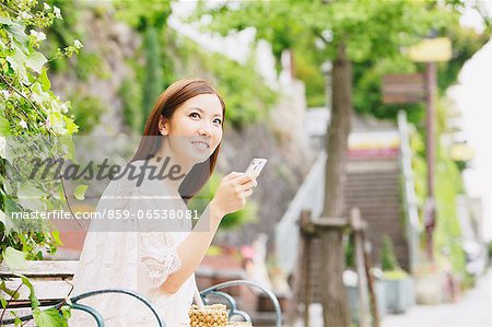 Young woman with Smartphone