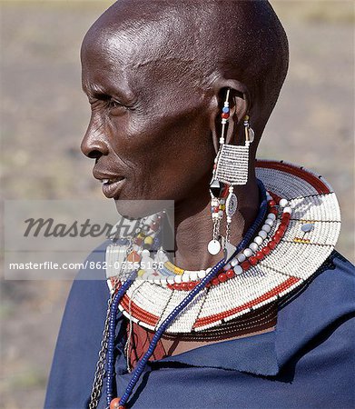 Premium Vector  Bead african ornament maasai ethnic background