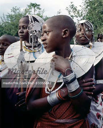 Premium Vector  Bead african ornament maasai ethnic background