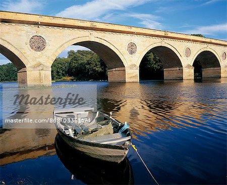 Coldstream Bridge marks the border between Scotland and England.