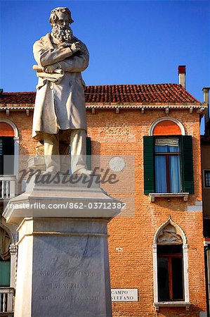 Italy, Veneto, Venice; Monument for Niccolo Tommaseo (1802-1874), linguist and journalist, editor of 'Dizzionario della Lingua'