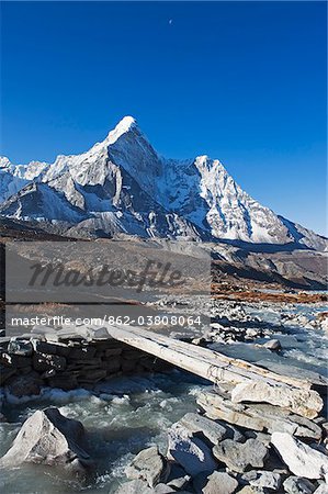 Asia, Nepal, Himalayas, Sagarmatha National Park, Solu Khumbu Everest Region, Unesco World Heritage, Ama Dablam (6812m) Asia, Nepal, Himalayas, Sagarmatha National Park, Solu Khumbu Everest Region, Unesco World Heritage, Ama Dablam (6812m)