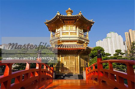 China, Hong Kong, Diamon Hill, Nan Lian Gardens. The Pavillion of Absolute Perfection.