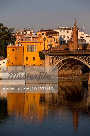 Spain, Andalusia, Seville; Across the Guadalquivir river