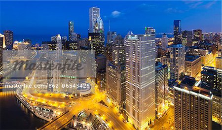 USA, Illinois, Chicago. Dusk view over the city.