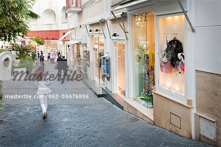 Italy, Campania, Napoli district, Capri. shopping.