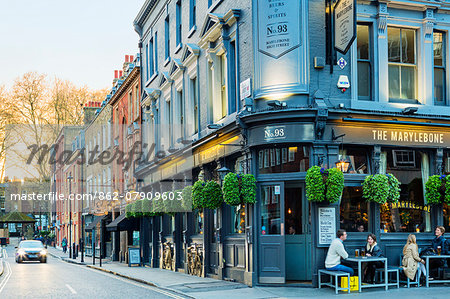 Europe, United Kingdom, England, London, Marylebone, view of the Marylebone pub on Marylebone High Street at dusk