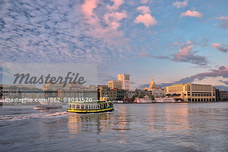 USA, Georgia, Savannah, first light along the Savannah river looking towards the city of Savannah's waterfront