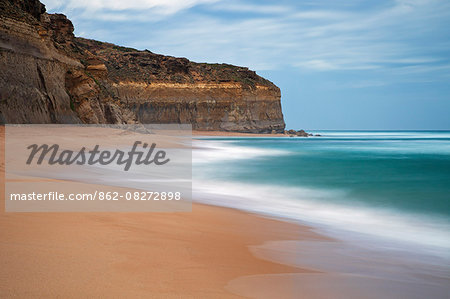 Gibsons Beach  and the 12 Apostles National Marine Park, Port Campbell National Park, Princetown, Victoria, Australia.