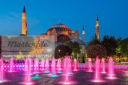 Night view of fountain light show with Hagia Sophia behind, Sultanahmet, Istanbul, Turkey