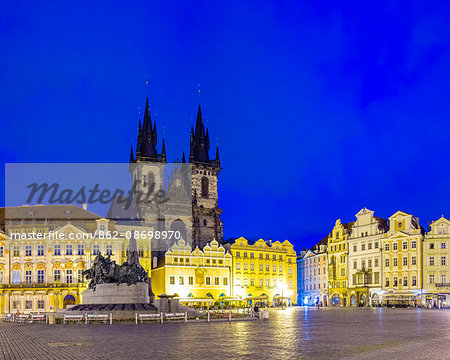 Czech Republic, Prague, Stare Mesto (Old Town). Tyn Cathedral on Starometske namesti, Old Town Square, at dawn.