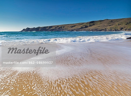 Scotland, Isle of Islay. The golden sands of Lossit Bay.