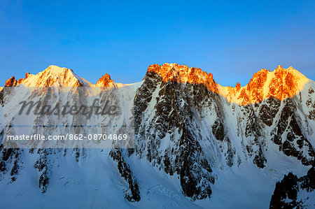 Europe, France, Haute Savoie, Rhone Alps, Chamonix, sunrise on Les Courtes 3856m, Les Droites 4000m, Aiguille Verte 4122