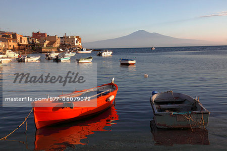 Italy, Sicily, province of Siracusa, Brucoli, Etna volcano in the background