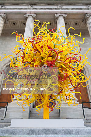 Canada. Province of Quebec. Montreal. The city center. Museum of Fine Arts (Architects: Maxwell brothers - 1912). "The Sun" by Dave Chihuly, blown glass art sculpture (2013)