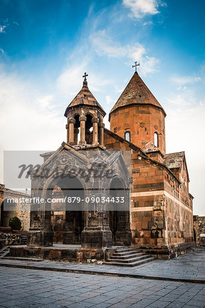 Khor Virap Armenian Apostolic Church monastery, at the foot of Mount Ararat, where St. Gregory the Illuminator was imprisoned, Yerevan, Ararat plain, Armenia, Caucaus, Eurasia.