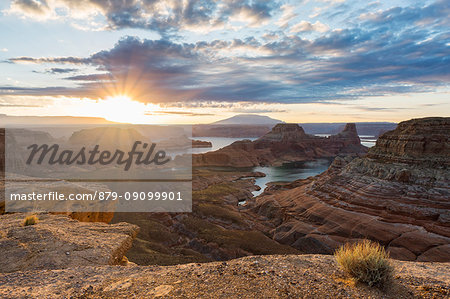 Sunrise at Alstrom Point, Lake Powell, Glen Canyon National Recreation Area, Page, between Arizona and Utah, USA Sunrise at Alstrom Point, Lake Powell, Glen Canyon National Recreation Area, Page, between Arizona and Utah, USA
