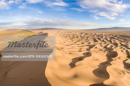 Khongor sand dunes in Gobi Gurvan Saikhan National Park. Sevrei district, South Gobi province, Mongolia.