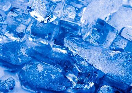 simsearch:400-03910344,k - Ice can refer any of the 14 known solid phases of water. However, in non-scientific contexts, it usually describes ice Ih, which is the most abundant of these phases in Earth's biosphere. This type of ice is a soft, fragile, crystalline solid, which can appear transparent or an opaque bluish-white color depending on the presence of impurities such as air. The manufacture and use of ice cubes or cr Stockbilder - Microstock & Abonnement, Bildnummer: 400-04004888