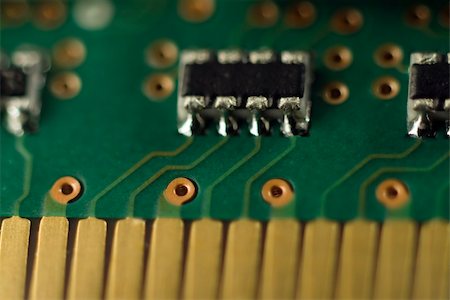 simsearch:400-07444594,k - extrem closeup of part of a memory chip Fotografie stock - Microstock e Abbonamento, Codice: 400-04008985