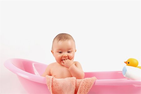 simsearch:400-05010125,k - baby bath #16 Photographie de stock - Aubaine LD & Abonnement, Code: 400-04008988