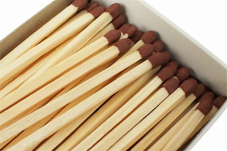 simsearch:400-04313927,k - Boxes with matches on a white background Photographie de stock - Aubaine LD & Abonnement, Code: 400-04001116