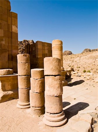 simsearch:400-04497075,k - Roman ruins - Nabataeans capital city (Al Khazneh) , Jordan. Roman Empire period. Photographie de stock - Aubaine LD & Abonnement, Code: 400-04001137