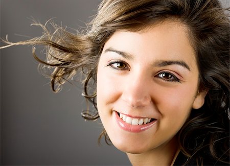 stylish girls with attitude - A close-up portrait of a beautiful young and attractive woman Photographie de stock - Aubaine LD & Abonnement, Code: 400-04001763