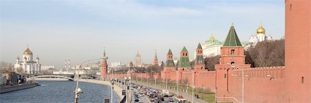 russia gold - Moscow. Kremlin. Wall and towers from a red brick. Blue sky. Stock Photo - Budget Royalty-Free & Subscription, Code: 400-04017475