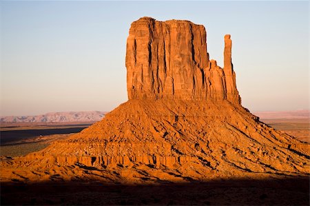 simsearch:400-05064360,k - Sunset in Monument Valley in Arizona, USA Stock Photo - Budget Royalty-Free & Subscription, Code: 400-04018117