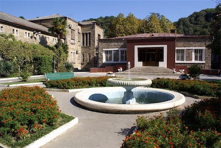 simsearch:400-04018755,k - Fountain and building in Matsesta, Black sea coast, near Sochi, Russia Stock Photo - Budget Royalty-Free & Subscription, Code: 400-04018737