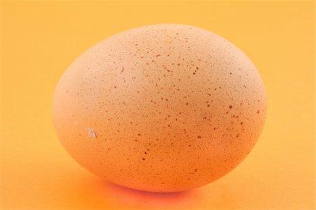 simsearch:400-04992703,k - free-range egg with natural spots Stock Photo - Budget Royalty-Free & Subscription, Code: 400-04019838