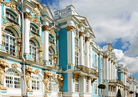 pushkin - Catherine's Palace, Saint Petersburg, Russia with fluffy white clouds. Stock Photo - Budget Royalty-Free & Subscription, Code: 400-04010701