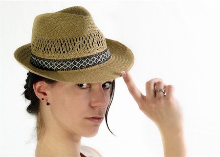 simsearch:400-04604293,k - Portrait of a young woman with hat, looking at the camera Stockbilder - Microstock & Abonnement, Bildnummer: 400-04013923