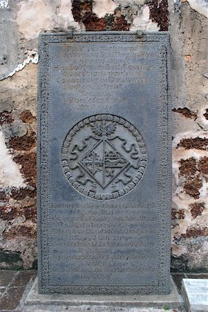 shanin (artist) - Grave stone near the wall of church in Melaka Photographie de stock - Aubaine LD & Abonnement, Code: 400-04024518