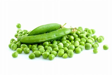 simsearch:400-05075296,k - Pile of green peas and pair of pods isolated on the white background Stock Photo - Budget Royalty-Free & Subscription, Code: 400-04027298
