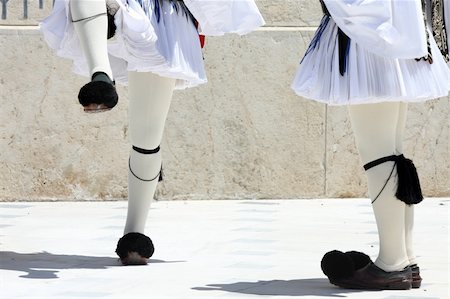 legs, ceremonial changing guard in Athens, Greece Foto de stock - Super Valor sin royalties y Suscripción, Código: 400-04027537