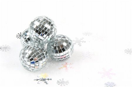 round ornament hanging of a tree - Glass Balls - Silver Glass blubs Stock Photo - Budget Royalty-Free & Subscription, Code: 400-04020149