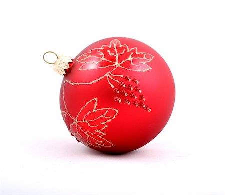 spherule - Red Christmas tree bulb with gold decorations over white. Stock Photo - Budget Royalty-Free & Subscription, Code: 400-04020221