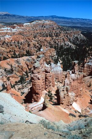 Bryce Canyon National Park is a national park located in southwestern Utah in the United States. Photographie de stock - Aubaine LD & Abonnement, Code: 400-04020718