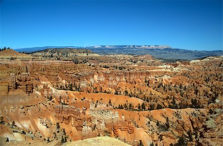 Bryce Canyon National Park is a national park located in southwestern Utah in the United States. Photographie de stock - Aubaine LD & Abonnement, Code: 400-04020719