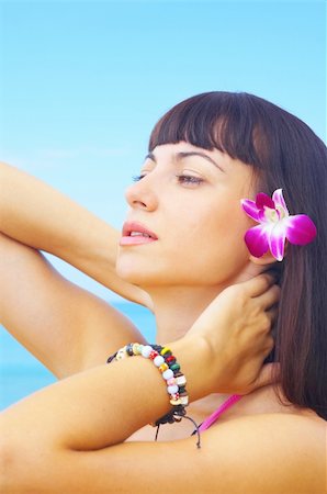 simsearch:400-04556191,k - portrait of a young gorgeous female in summer environment Stockbilder - Microstock & Abonnement, Bildnummer: 400-04021219