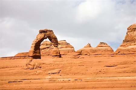 simsearch:400-04470445,k - Delicate Arch - Rock formation in Arches National Park in Utah, USA Stockbilder - Microstock & Abonnement, Bildnummer: 400-04021453