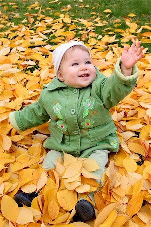 simsearch:400-04067084,k - baby at a park in Autumn Stock Photo - Budget Royalty-Free & Subscription, Code: 400-04021729